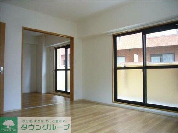 ボワドブローニュIIIの物件内観写真